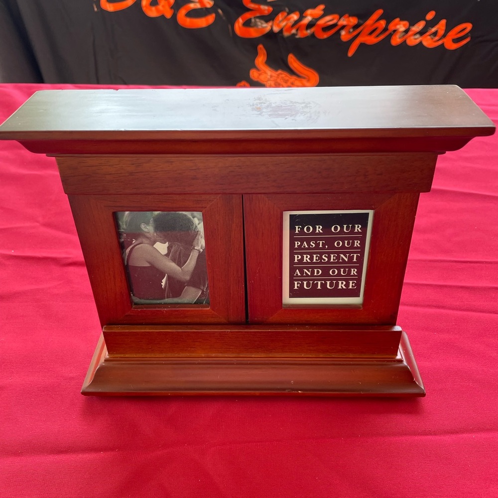 Walnut 3 Photo Tabletop Glass Frame 10x8 Display